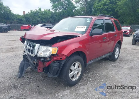 2012 Ford Escape Xlt z USA, uszkodzony, nr VIN 1FMCU0D71CKC62929